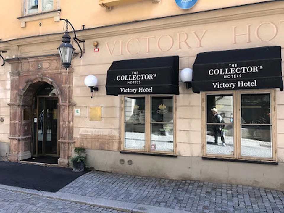 Collector's Victory Hotel