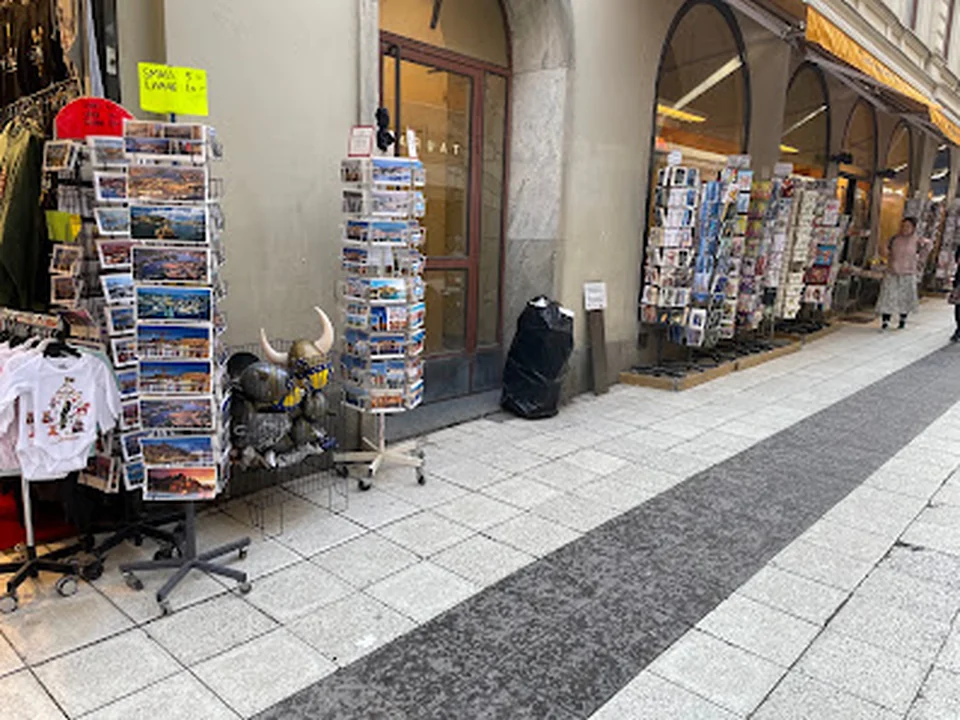 Drottninggatans Bok & Bild