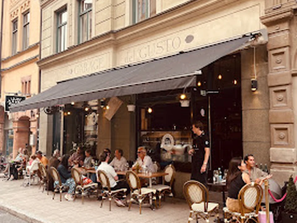 Garage Del Gusto-Italian Wine Bar Stockholm