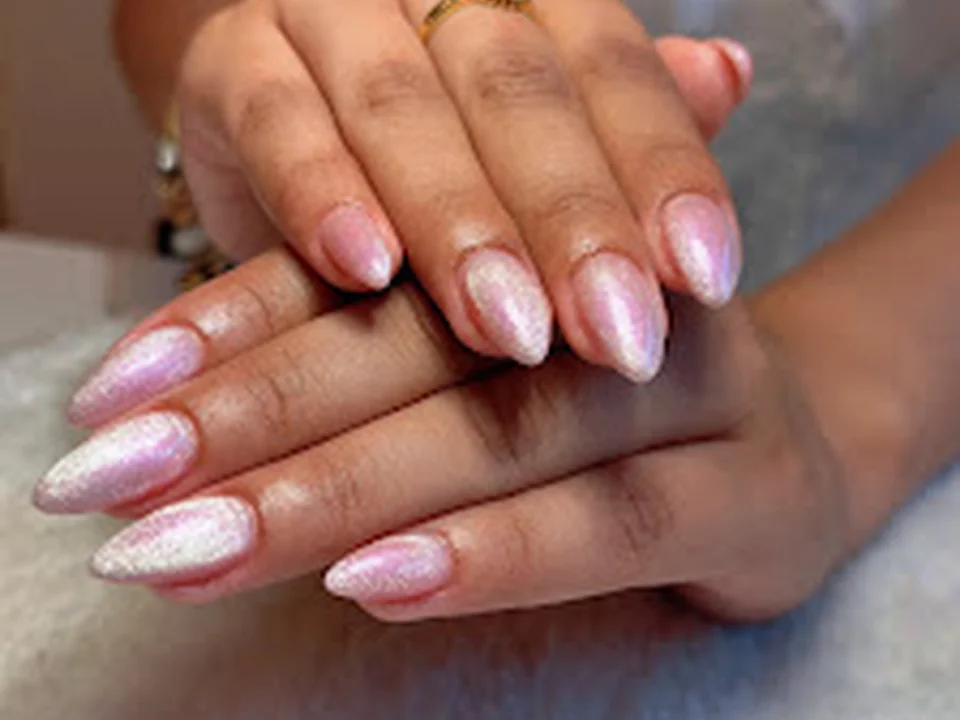 H.T BEAUTY NAILS LASHES - KUNGSHOLMEN