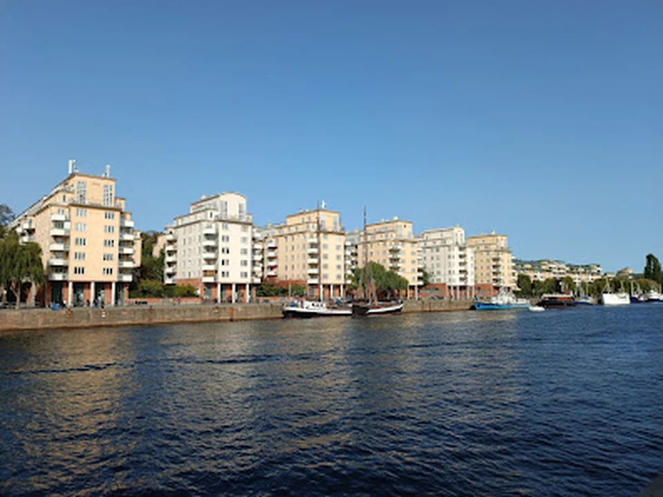 Hammarbyhamnen walk
