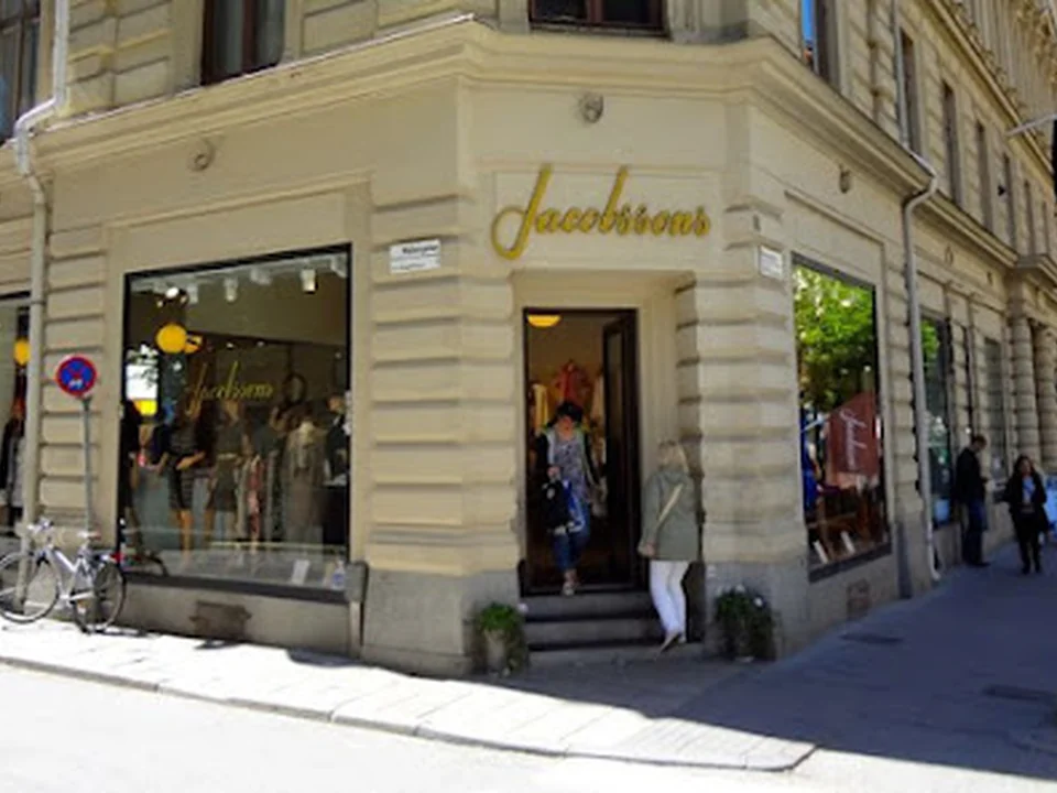 Jacobssons Damkläder