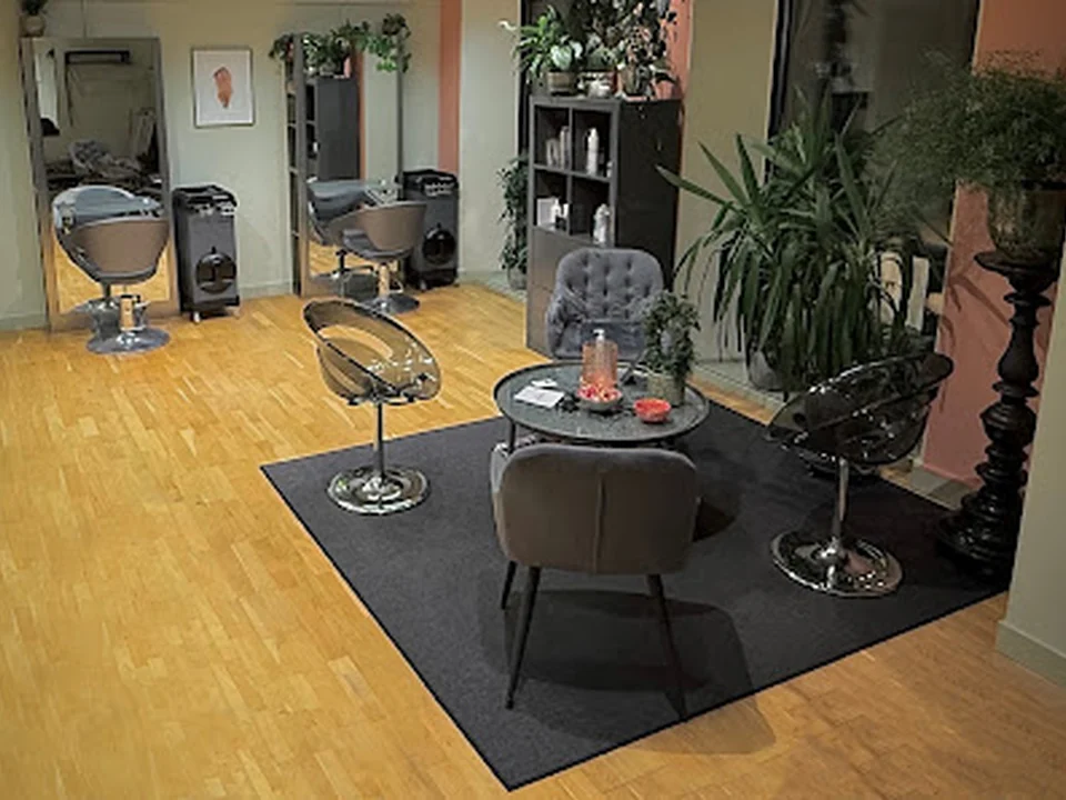 Må Hair Sthlm