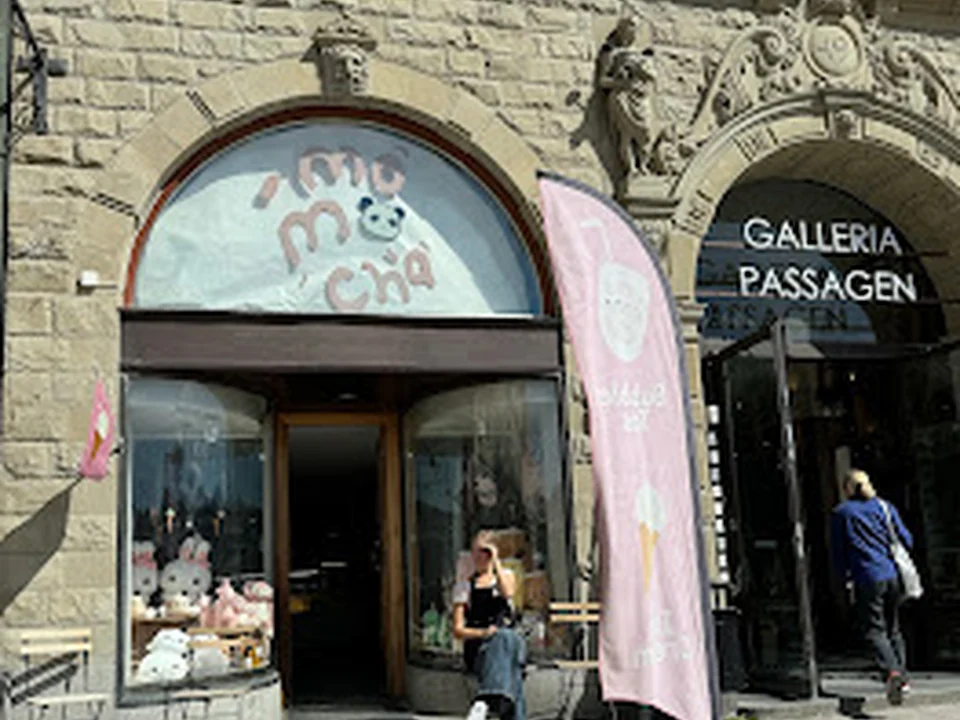 Mo Mo Cha Gamla Stan