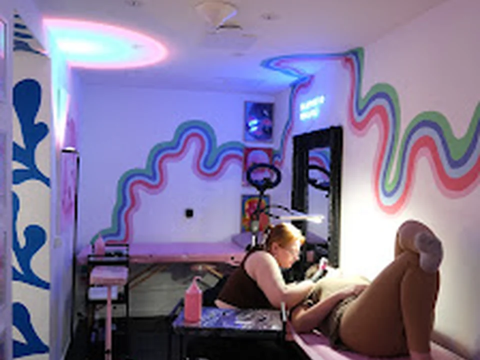 Mushrooms Tattoo & Piercing