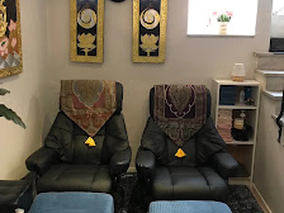 No.1 Deluxe Massage (Prapatsorn Deeraksa Norström)
