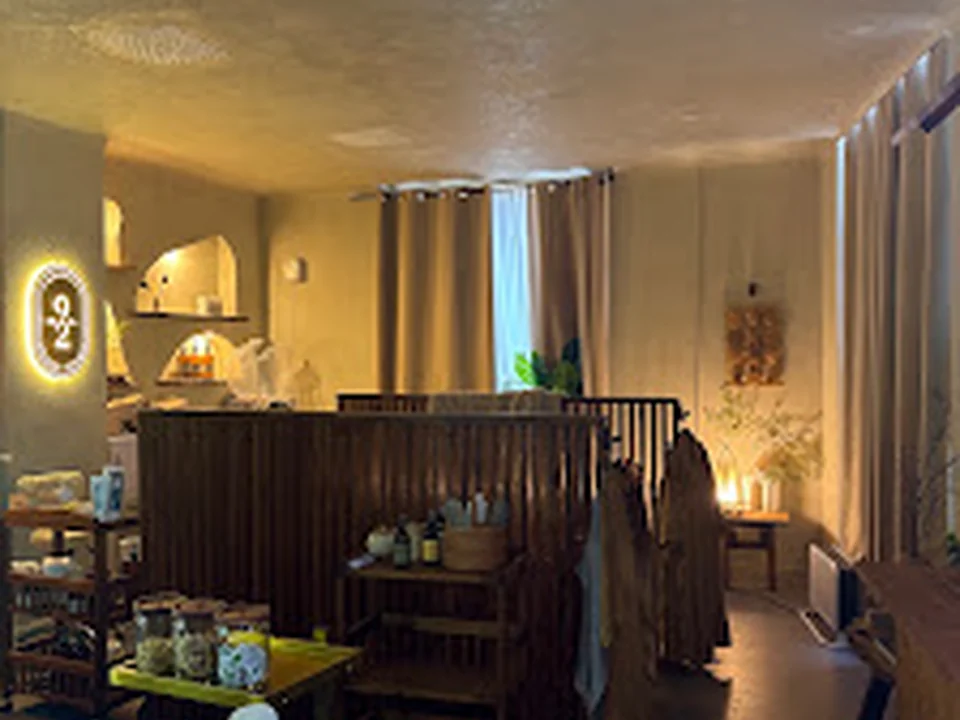 NO.92 ASIAN HEAD SPA THERAPY