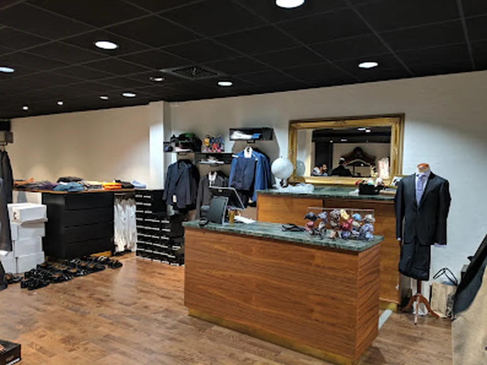 Östermalms dress and tuxedo - Wedding Clothes Stockholm