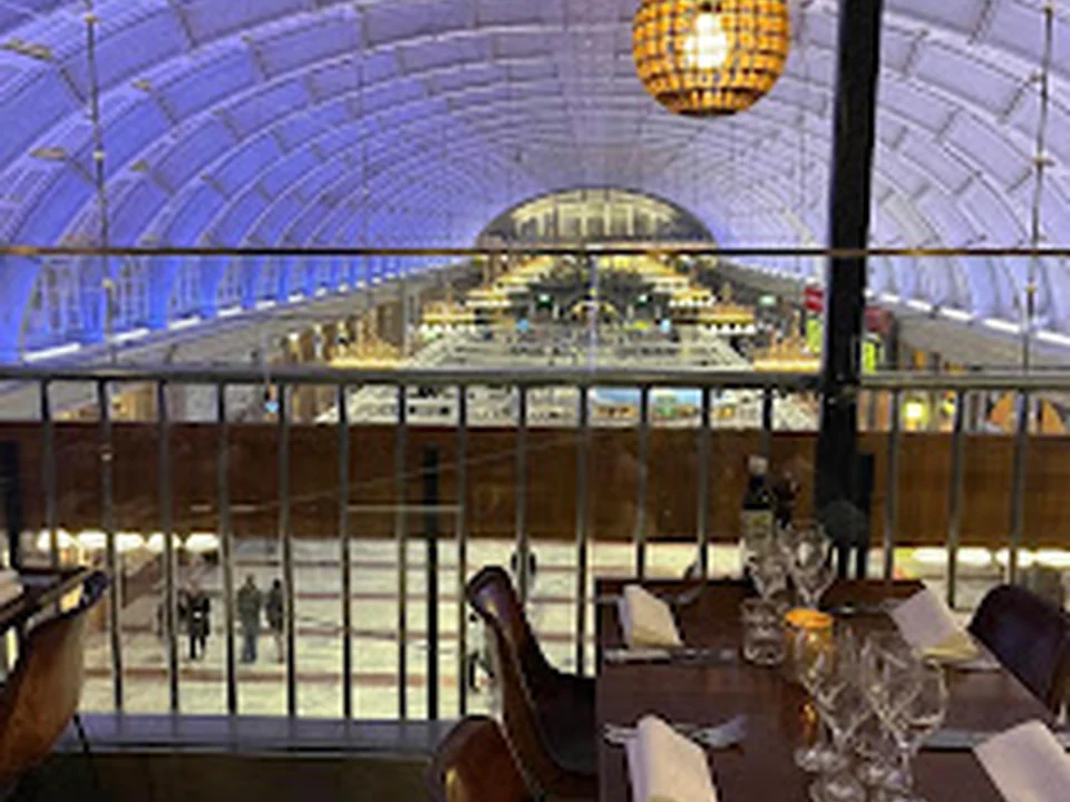 Perini Wine Champagne & food