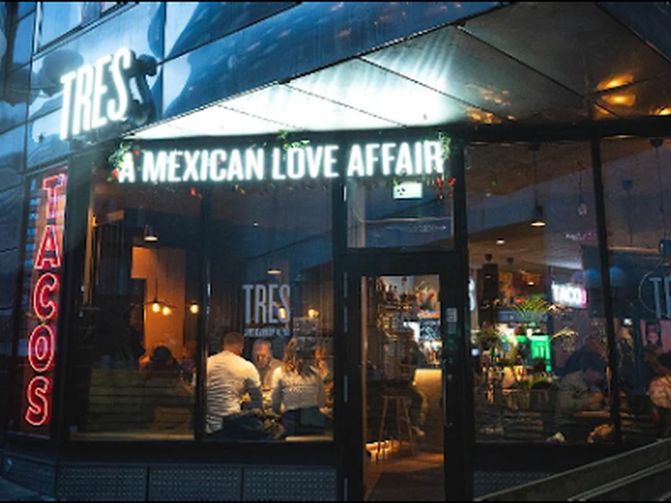 Tres Taco Joint