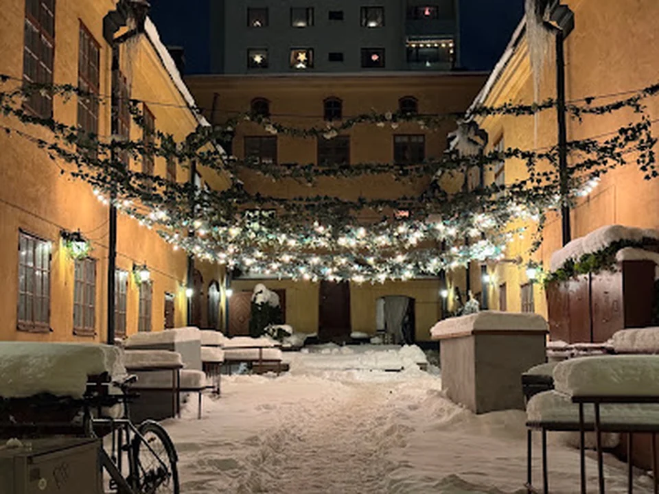 Vänster