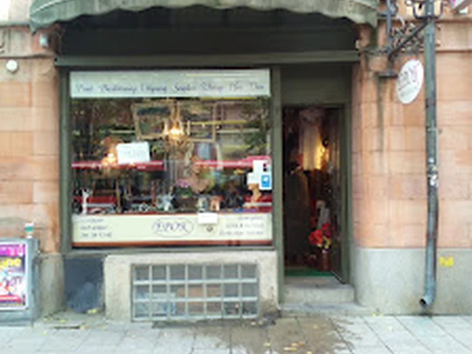 Epok Antik och Kuriosa, Stockholm